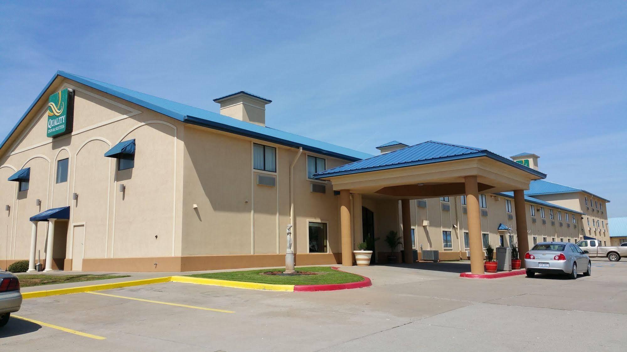 Quality Inn & Suites Wichita Falls I-44 Экстерьер фото