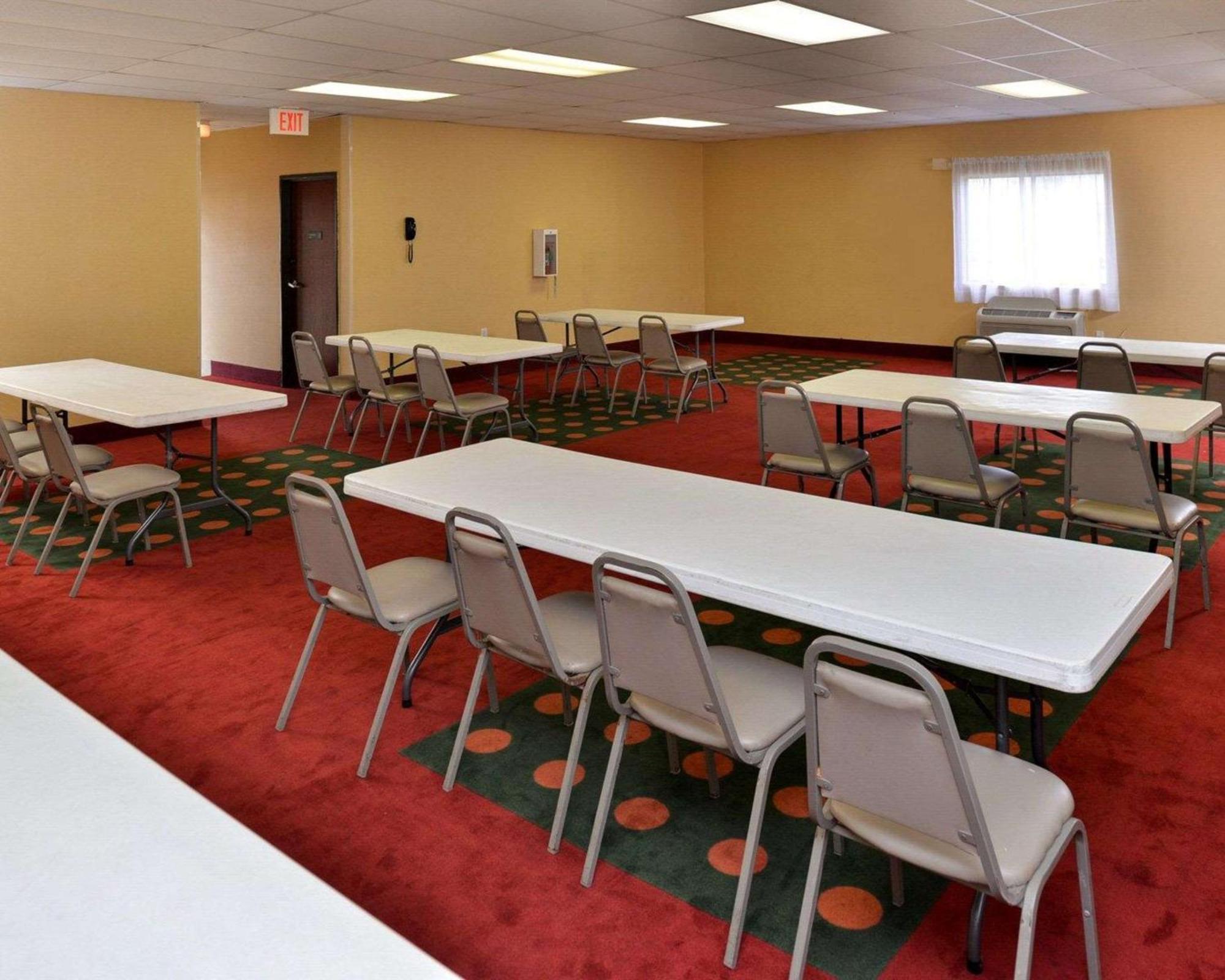 Quality Inn & Suites Wichita Falls I-44 Экстерьер фото
