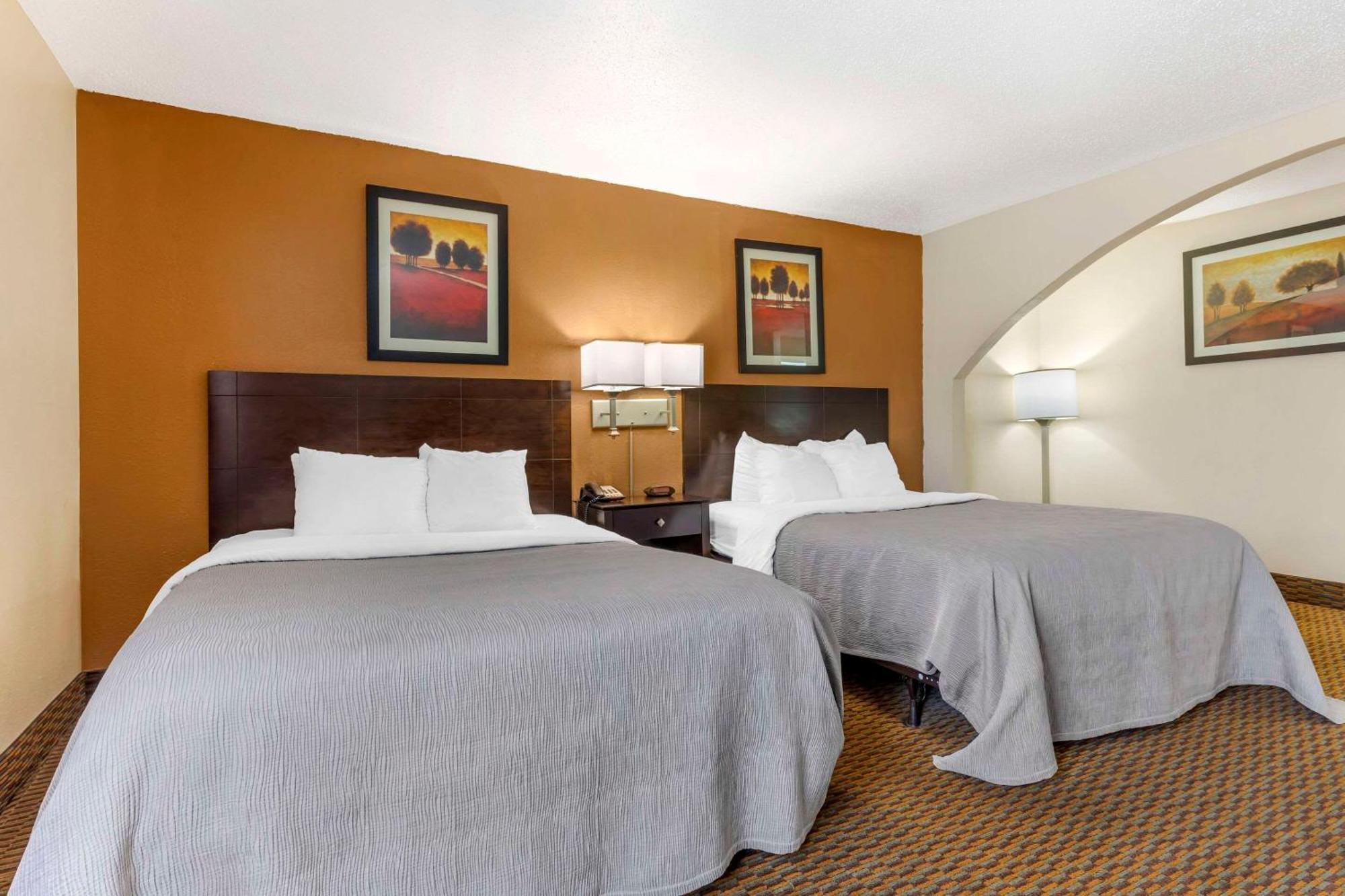 Quality Inn & Suites Wichita Falls I-44 Экстерьер фото