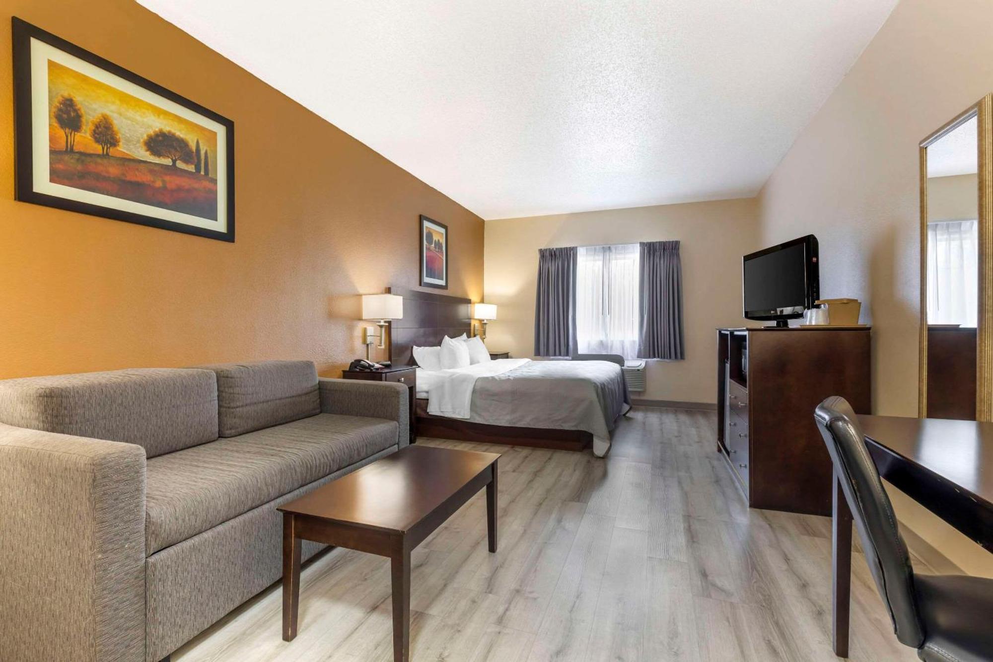 Quality Inn & Suites Wichita Falls I-44 Экстерьер фото